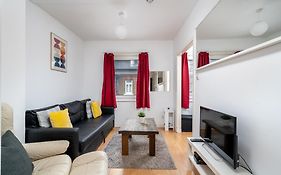 Carnaby & Oxford Street - Central Soho - One Bedroom - Double Bed & Sofabed
